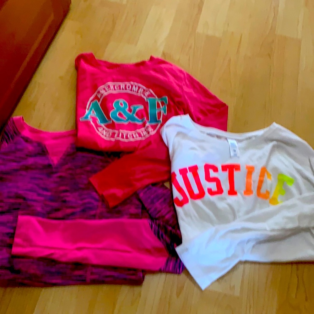 COPY - Girls size 8/10 bundle 4 long sleeves